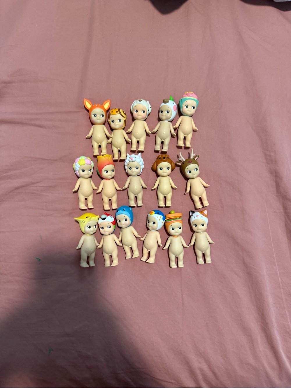 Set of 16 Sonny angels